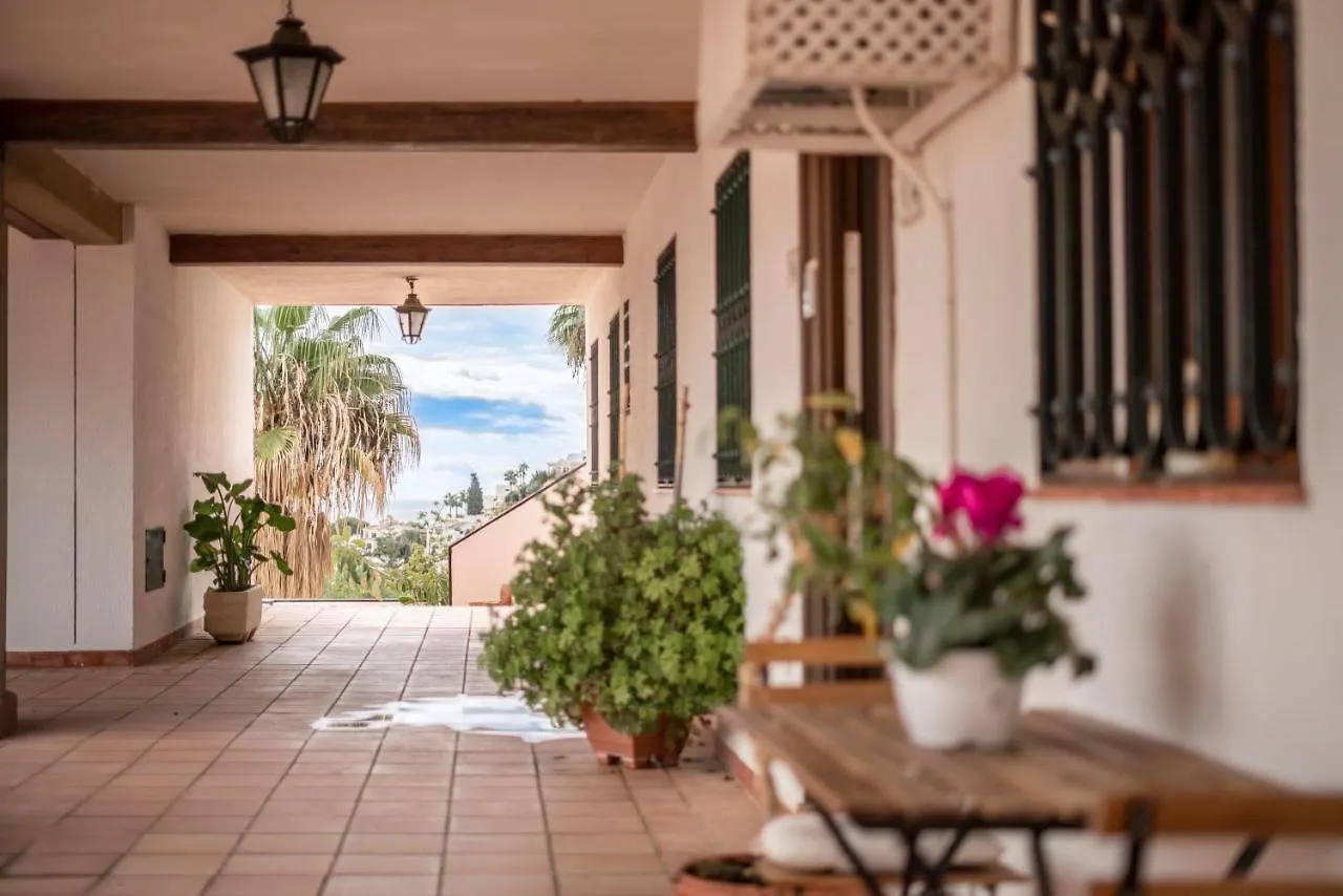 Estudio Tranquilo A Un Paso De La Vibrante Malaga Benalmadena Spain