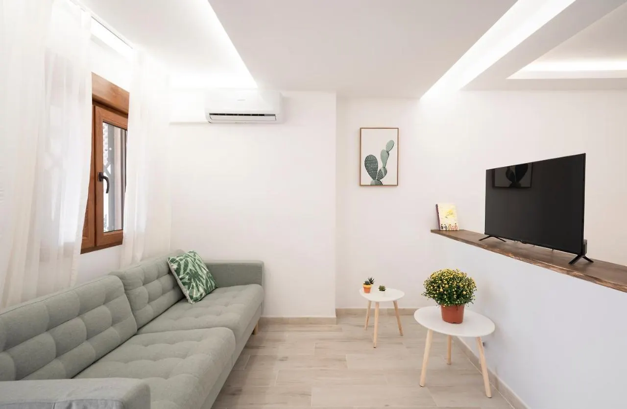 Estudio Tranquilo A Un Paso De La Vibrante Malaga Benalmadena Apartment